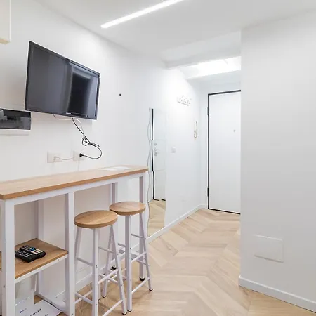 Renovated Flat Close To Central Station - Caretto