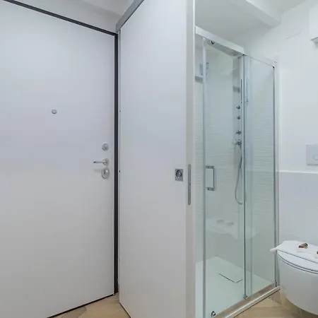 Apartment Renovated Flat Close To Central Station - Caretto *